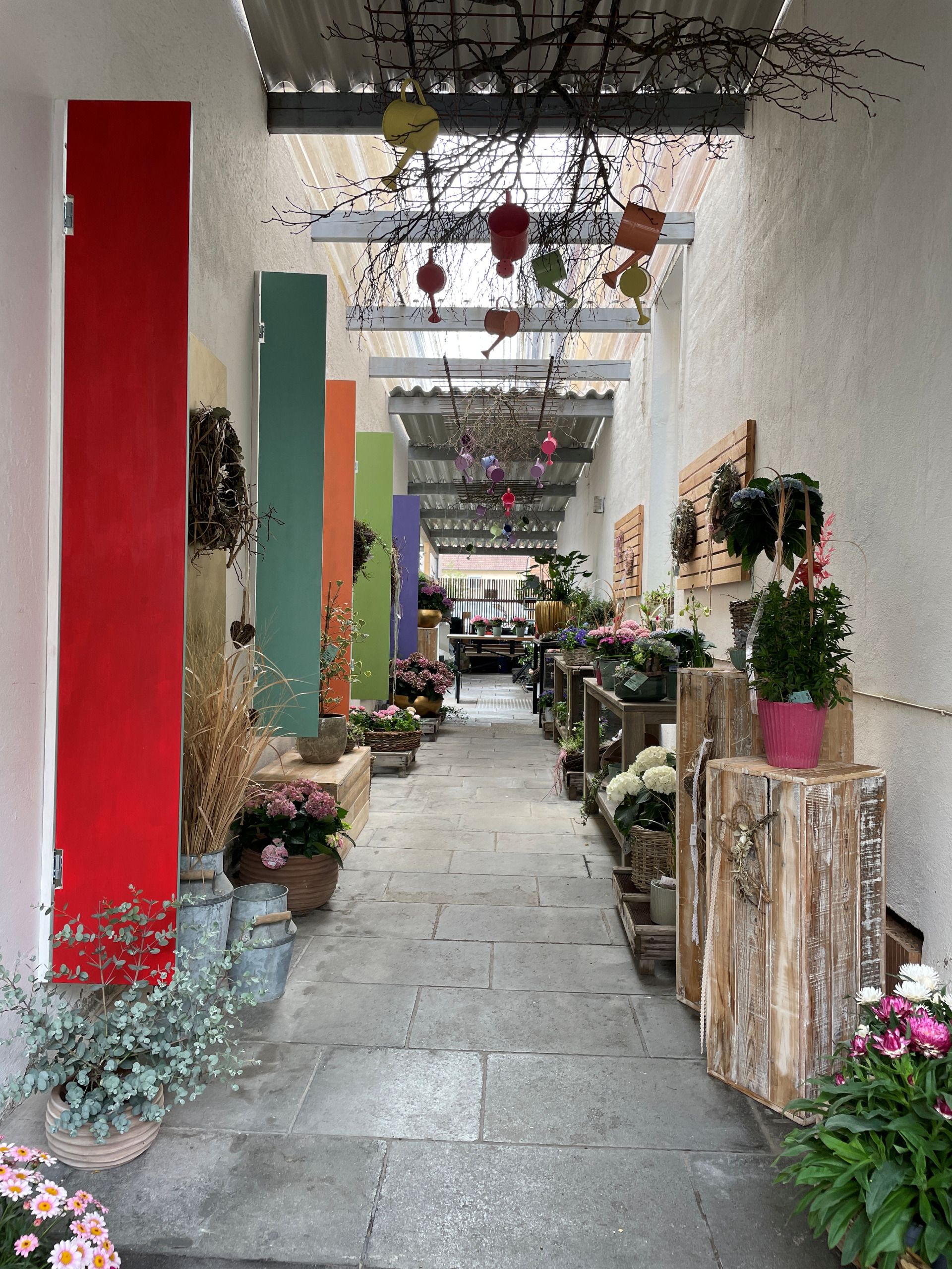 Besonders stolz ist Berta Spöcker auf ihr „Gässle“, das sie je nach Jahreszeit passend gestaltet. 