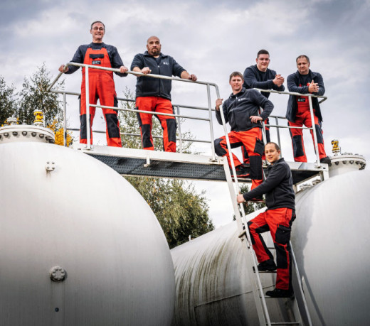 Bild von Mitarbeitern bei der Gasversorgung Bild von Mitarbeitern bei der Gasversorgung